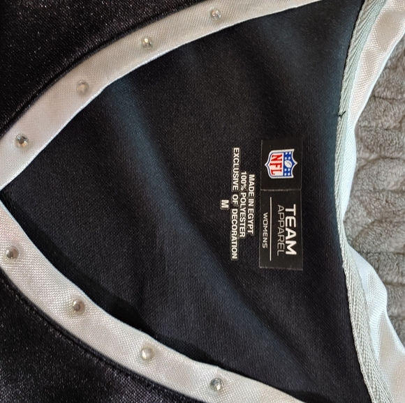 Draft Me Raider's top with ties and grommets on the side and rhinestones. - Picture 2 of 3